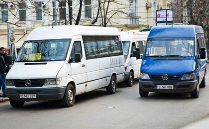 Noutati pentru locuitorii capitalei. O ruta de microbuze isi modifica din nou itinerariul Noutati pentru locuitorii capitalei. O ruta de microbuze isi modifica din nou itinerariul