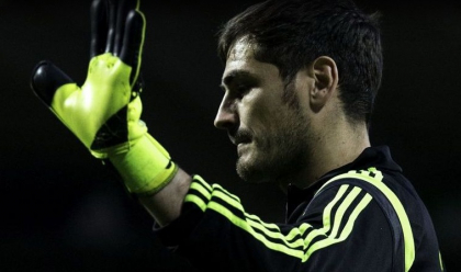 Situatie incredibila: Real Madrid vrea sa-i dea 10 mil â‚¬ lui Casillas sa plece! Cum s-a ajuns aici si la ce echipa va juca San Iker