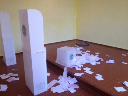Alegatorii din Topala, chemati din nou la urne pentru a-si alege primarul in turul II Alegatorii din Topala, chemati din nou la urne pentru a-si alege primarul in turul II