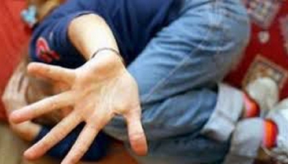 "O impunea sa manance hrana stricata si sa bea sange!" Ce s-a intamplat cu individul care i-a taiat limba fiicei sale vitrege "O impunea sa manance hrana stricata si sa bea sange!" Ce s-a intamplat cu individul care i-a taiat limba fiicei sale vitrege