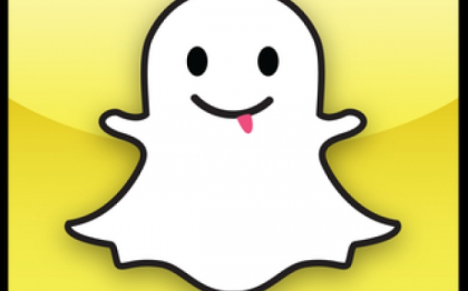 A aparut o noua retea sociala pentru tineri. SnapChat a refuzat sa fie preluata de Facebook