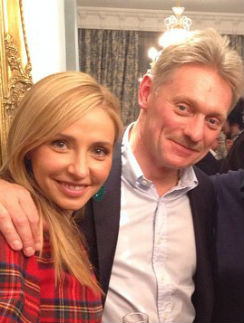 Dmitri Peskov a REACTIONAT: Ceasul impozant ar fi fost o MOMEALA pentru jurnalisti Dmitri Peskov a REACTIONAT: Ceasul impozant ar fi fost o MOMEALA pentru jurnalisti