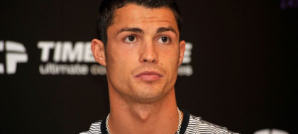 "Hai, frumoaso, da-mi o poza cu tine". Dezvaluire FABULOASA despre Cristiano Ronaldo. Cum incearca sa agate pe WhatsApp - FOTO "Hai, frumoaso, da-mi o poza cu tine". Dezvaluire FABULOASA despre Cristiano Ronaldo. Cum incearca sa agate pe WhatsApp - FOTO