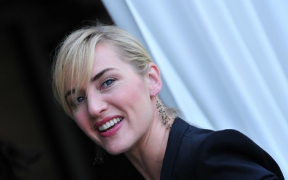 Kate Winslet a nascut un baietel. Actrita mai are doi copii, din doua casnicii anterioare Kate Winslet a nascut un baietel. Actrita mai are doi copii, din doua casnicii anterioare