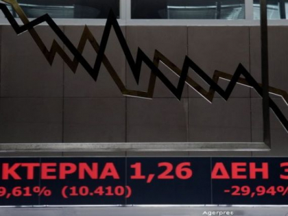 Martea neagra. Actiunile Piraeus Bank, NBG, Alpha Bank si Eurobank, declin de 30%, nivelul maxim permis pe Bursa de la Atena Martea neagra. Actiunile Piraeus Bank, NBG, Alpha Bank si Eurobank, declin de 30%, nivelul maxim permis pe Bursa de la Atena