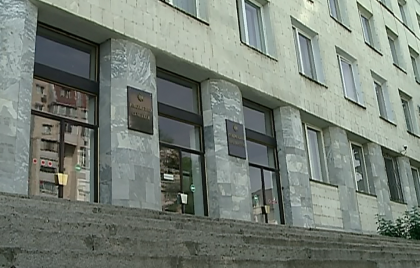 Procurorii acuza INP de iresponsabilitate, dupa ce au depistat sute de cazuri in care soferii privati de dreptul de a conduce, circulau nestingheriti