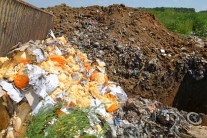 CALCAT cu BULDOZERUL: Cum arata "lupta" cu cascavalul european, in varianta rusa - GALERIE FOTO/VIDEO CALCAT cu BULDOZERUL: Cum arata "lupta" cu cascavalul european, in varianta rusa - GALERIE FOTO/VIDEO
