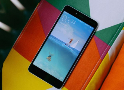 Telefon foarte puternic, pret extrem de mic, nou record absolut! Cati oameni au putut sa-l cumpere in primele 12 ore