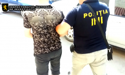 Vorbea cu 70 de copii, incercand sa ii manipuleze sa intretina relatii sexuale cu el: Un tanar de 25 de ani, suspectat de actiuni PERVERSE fata de minori, a fost retinut - VIDEO
