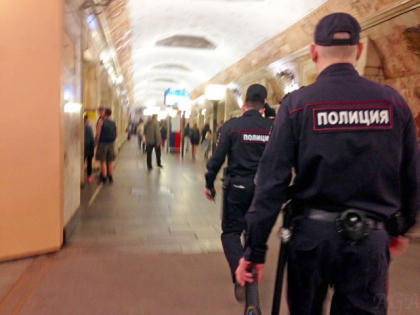A pus pe jar politia din Moscova: Moldovean, suspectat ca transporta un lansator de GRENADE in metrou A pus pe jar politia din Moscova: Moldovean, suspectat ca transporta un lansator de GRENADE in metrou
