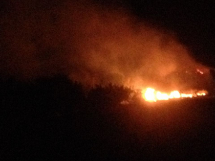 Incendiu la Bacioi. Un depozit, MISTUIT de flacari: Cinci autospeciale, la fata locului - FOTO Incendiu la Bacioi. Un depozit, MISTUIT de flacari: Cinci autospeciale, la fata locului - FOTO
