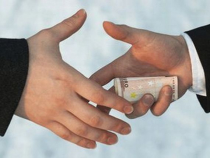Un procuror si un avocat din Ceadar-Lunga, cercetati penal pentru coruptie: Ar fi pretins 24 de mii de euro
