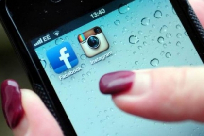 Statusul pe care toata lumea il vede pe Facebook in ultimele zile inainte de Craciun