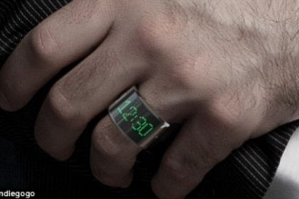 Ce se intampla daca va puneti pe deget acest inel. Smarty Ring poate inlocui ceasurile inteligente