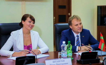 Evgheni Sevciuk si Nina Stanski s-au casatorit. Unde a avut loc cununia Evgheni Sevciuk si Nina Stanski s-au casatorit. Unde a avut loc cununia