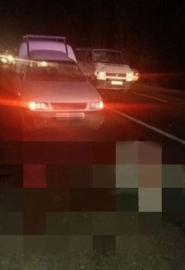Un barbat de 42 de ani dintr-o localitate din raionul Cantemir a decedat pe loc, fiind lovit de o masina. S-a intamplat astazi langa Ialoveni