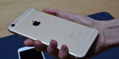 10 lucruri pe care trebuie sa le stii in aceasta saptamana! Apple a vandut toate unitatile de iPhone 6s si iPhone 6s Plus