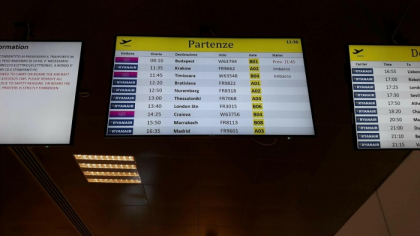 Surpriza neplacuta pentru zeci de moldoveni, care urmau sa ajunga in aceasta dimineata la Chisinau de la Roma. Motivul pentru care avionul inca nu a aterizat Surpriza neplacuta pentru zeci de moldoveni, care urmau sa ajunga in aceasta dimineata la Chisinau de la Roma. Motivul pentru care avionul inca nu a aterizat