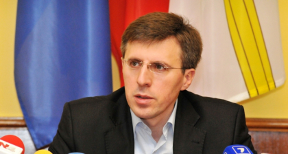 "Este incalcata ordinea publica si legea privind intrunirile". Dorin Chirtoaca despre protestul partidelor de stanga: "Hotii striga hotii! E un protest organizat de Moscova" "Este incalcata ordinea publica si legea privind intrunirile". Dorin Chirtoaca despre protestul partidelor de stanga: "Hotii striga hotii! E un protest organizat de Moscova"
