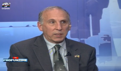James D. Pettit: "Exista suficienta presiune interna si externa pentru inceperea implementarii rapide a reformelor". La ce se refera ambasadorul american James D. Pettit: "Exista suficienta presiune interna si externa pentru inceperea implementarii rapide a reformelor". La ce se refera ambasadorul american