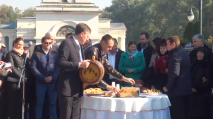 S-a dat startul sarbatorii "Hramul orasului": Oficiali din Germania, Franta si Romania, invitati la eveniment: "Ne simtim ca acasa" - FOTO