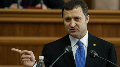 Ce se intampla daca instanta nu ia o decizie in privinta lui Vlad Filat pana la ora 17:15? Prevederile legale Ce se intampla daca instanta nu ia o decizie in privinta lui Vlad Filat pana la ora 17:15? Prevederile legale