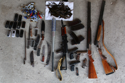 VIDEO/FOTO - Grupare criminala transnistreana, specializata in trafic de arme, munitii si droguri a fost destructurata VIDEO/FOTO - Grupare criminala transnistreana, specializata in trafic de arme, munitii si droguri a fost destructurata