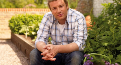 Cum a ajuns Jamie Oliver cel mai bogat maestru bucatar din lume! Vezi aici povestea sa si afla ce avere are