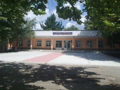 Alarma falsa ca sa-i scape pe elevii mai mari de un test la fizica: Autorul alarmei cu bomba de luni de la Liceul Lucian Blaga este un adolescent din clasa a 8-a Alarma falsa ca sa-i scape pe elevii mai mari de un test la fizica: Autorul alarmei cu bomba de luni de la Liceul Lucian Blaga este un adolescent din clasa a 8-a