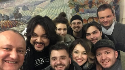 Formatia DoReDos va reprezenta Moldova la Eurovision 2018. Filip Kirkorov a venit la Chisinau pentru a-i sustine. Cum suna piesa "A lucky day" pe care o vor canta la Lisabona. Vezi cum au evoluat pe scena - VIDEO