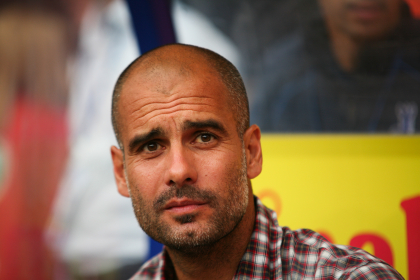 Cotidian din Barcelona: Antrenorul lui Bayern Munchen, Pep Guardiola, a semnat un contract cu Manchester City si va prelua echipa engleza din vara - VIDEO Cotidian din Barcelona: Antrenorul lui Bayern Munchen, Pep Guardiola, a semnat un contract cu Manchester City si va prelua echipa engleza din vara - VIDEO