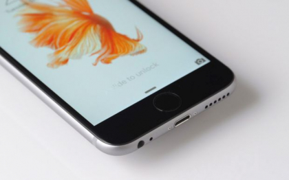 Urmatorul iPhone pierde un element de baza! Ce sacrifica Apple pentru a face telefonul mai subtire