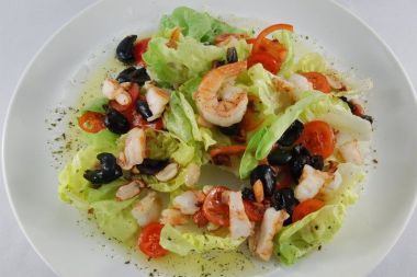 Salata de creveti Salata de creveti