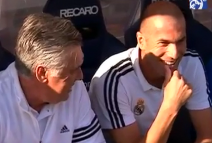 Zinedine Zidane este favorit in cursa pentru functia de antrenor la Real Madrid. Francezul ar fi preferat de conducerea clubului, daca pleaca Rafa Benitez Zinedine Zidane este favorit in cursa pentru functia de antrenor la Real Madrid. Francezul ar fi preferat de conducerea clubului, daca pleaca Rafa Benitez