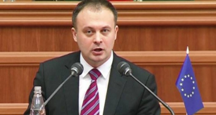 Socialistii insista ca Parlamentul sa ia act de demisia guvernatorului BNM. Candu a refuzat. De ce - VIDEO