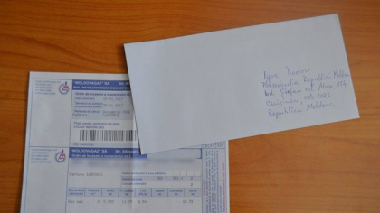 "Gazul lui Dodon" - indemn pe retelele de socializare: pune intr-un plic factura la gaze naturale si expediaz-o lui Dodon la presedintie pentru ca acesta sa o plateasca "Gazul lui Dodon" - indemn pe retelele de socializare: pune intr-un plic factura la gaze naturale si expediaz-o lui Dodon la presedintie pentru ca acesta sa o plateasca