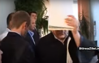 Cine sunt judecatorii care vor examina dosarul Filat: unul dintre ei l-a achitat pe Ion Perju, invinuit in dosarul 7 aprilie, iar altul a fost filmat in timp ce AGRESA presa - VIDEO/FOTO Cine sunt judecatorii care vor examina dosarul Filat: unul dintre ei l-a achitat pe Ion Perju, invinuit in dosarul 7 aprilie, iar altul a fost filmat in timp ce AGRESA presa - VIDEO/FOTO