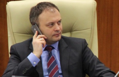 Andrian Candu a ajuns la Condrita, locul unde urmeaza ca PD sa isi anunte candidatul la functia de premier Andrian Candu a ajuns la Condrita, locul unde urmeaza ca PD sa isi anunte candidatul la functia de premier