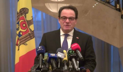 Ion Paduraru: Imi retrag candidatura la functia de prim-ministru. Presedintele Timofti a abrogat decretul Ion Paduraru: Imi retrag candidatura la functia de prim-ministru. Presedintele Timofti a abrogat decretul