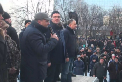 Protestele continua in capitala. Reprezentantii Platformei DA, PSRM si PN, din nou in strada