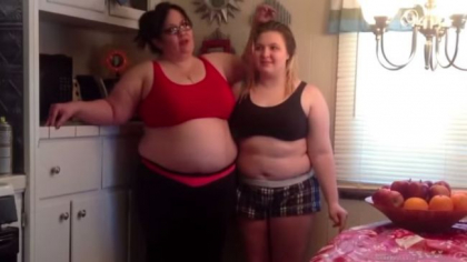 Mama si fiica si-au propus sa slabeasca in acelasi timp. Cum arata dupa 100 de zile de dieta si 33 de kilograme pierdute Mama si fiica si-au propus sa slabeasca in acelasi timp. Cum arata dupa 100 de zile de dieta si 33 de kilograme pierdute