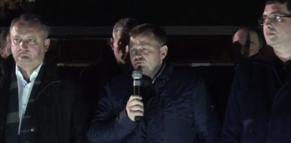 Dodon, Usatii si Nastase REFUZA invitatia lui Andrian Candu si il invita sa-si anunte propunerile la Forumul Civic de maine: "Sa se expuna acolo, in fata societatii civile" Dodon, Usatii si Nastase REFUZA invitatia lui Andrian Candu si il invita sa-si anunte propunerile la Forumul Civic de maine: "Sa se expuna acolo, in fata societatii civile"