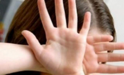 Condamnat la 14 ani de inchisoare pentru ca si-a violat nepoata de 10 ani Condamnat la 14 ani de inchisoare pentru ca si-a violat nepoata de 10 ani