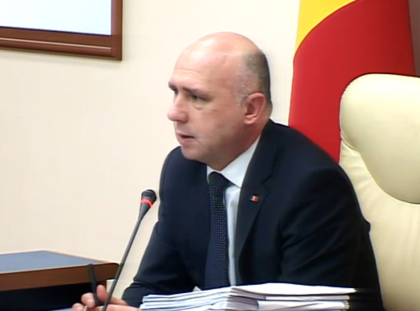Sedinta la Guvern. Premierul a numit in functie un alt secretar general adjunct al Guvernului si doi consilieri noi. Schimbari si in conducerea Ministerelor Sanatatii si Finantelor Sedinta la Guvern. Premierul a numit in functie un alt secretar general adjunct al Guvernului si doi consilieri noi. Schimbari si in conducerea Ministerelor Sanatatii si Finantelor