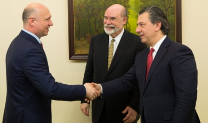 Batalia pentru resursele energetice ale Moldovei se incinge. In lupta s-a inclus si un offshore - Mold-street.com Batalia pentru resursele energetice ale Moldovei se incinge. In lupta s-a inclus si un offshore - Mold-street.com
