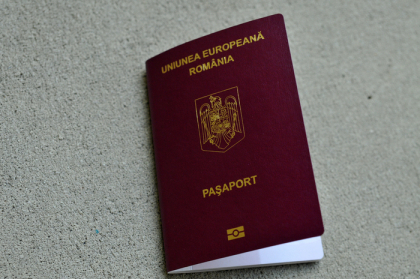 Vesti bune pentru moldoveni: Pot afla online la ce etapa sunt dosarele depuse pentru redobandirea cetateniei romane