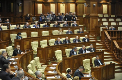 Pachetul de integritate a fost votat de Parlament in prima lectura. Ce prevad documentele