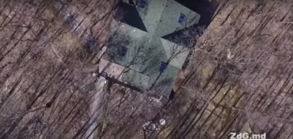O alta casa ce ar apartine Mitropolitului Vladimir, filmata cu drona. Cum arata vila din padurea de langa Rusestii Noi - VIDEO O alta casa ce ar apartine Mitropolitului Vladimir, filmata cu drona. Cum arata vila din padurea de langa Rusestii Noi - VIDEO