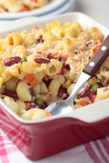 Macaroni cu legume si branza Roquefort Macaroni cu legume si branza Roquefort