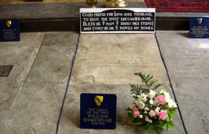 Mormantul blestemat a lui SHAKESPEARE a fost radiografiat. Vezi de ce
